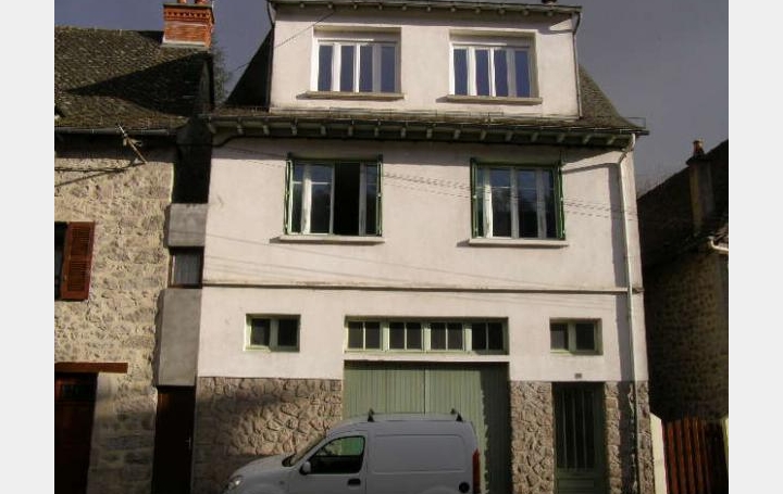 Réseau Immo-diffusion : Maison de village  ENTRAYGUES-SUR-TRUYERE  114 m2 201 000 € 