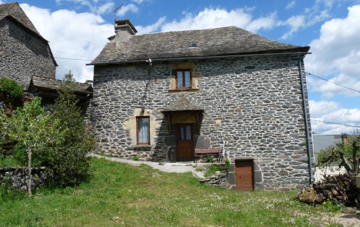 Réseau Immo-diffusion : Maison  PRADES-D'AUBRAC  170 m2 95 000 € 