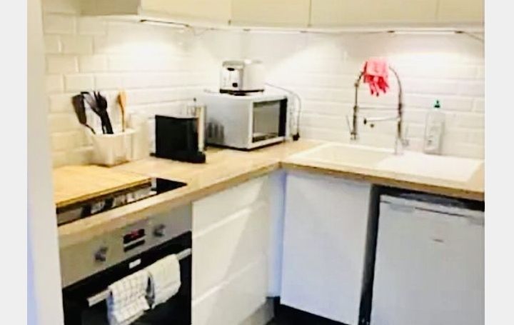 2 Pièces MONTREUIL (93100)  49 m2 264 000 € 