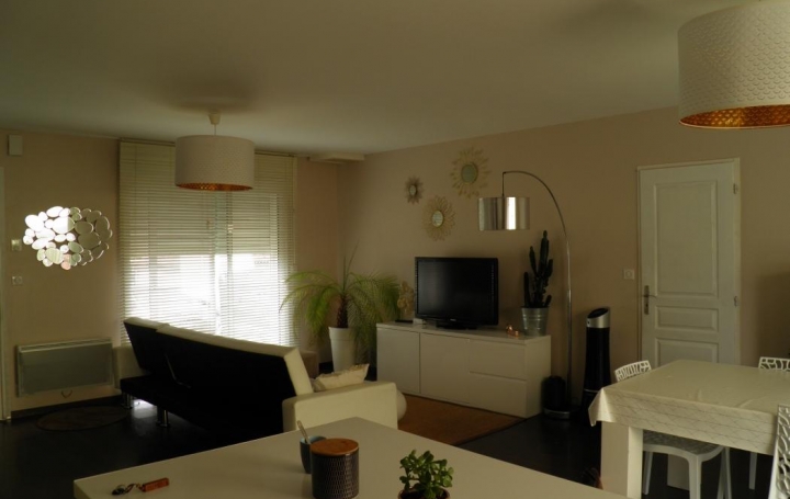 Réseau Immo-diffusion : Maison  NOAILHAC  84 m2 166 000 € 