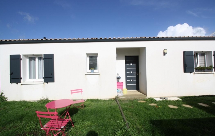 Réseau Immo-diffusion : Maison  GREZAC  107 m2 261 000 € 