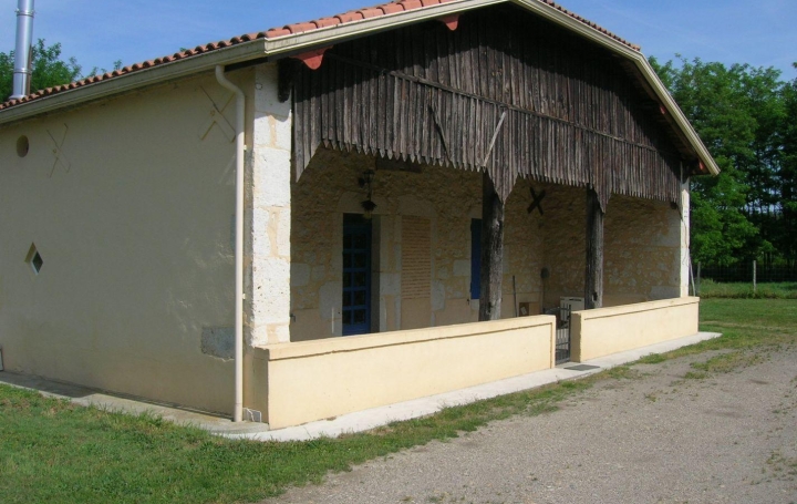 Réseau Immo-diffusion : Maison  ANTAGNAC  120 m2 269 000 € 