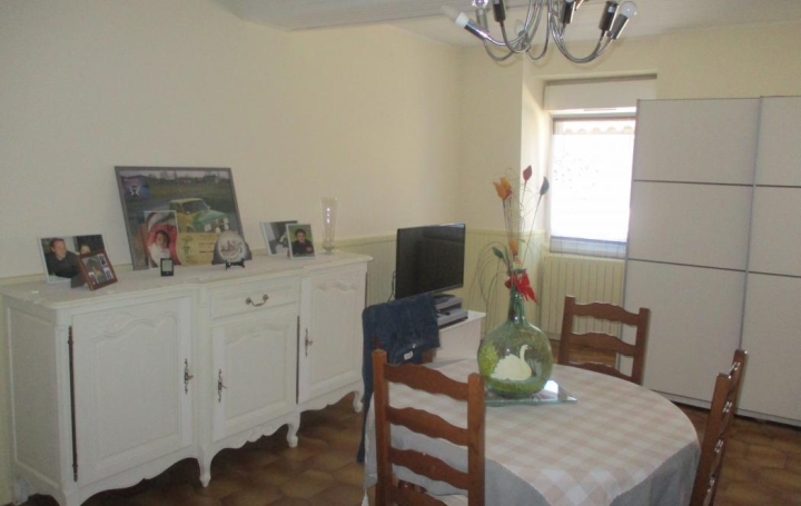 Réseau Immo-diffusion : Maison  MONCLAR  140 m2 109 000 € 