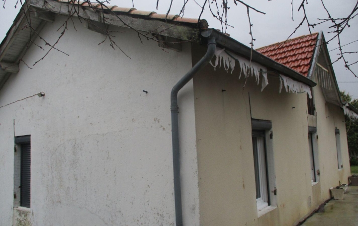 Réseau Immo-diffusion : Maison  LAVARDAC  90 m2 180 000 € 