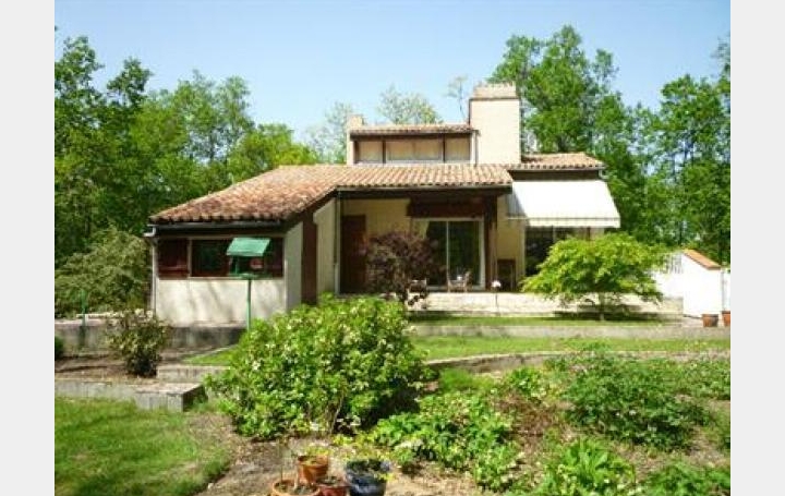 Réseau Immo-diffusion : Maison  NERAC  155 m2 295 000 € 