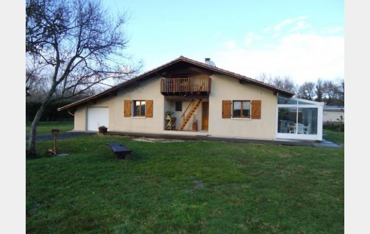 Réseau Immo-diffusion : Villa  CAPTIEUX  90 m2 160 000 € 