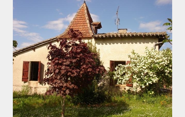 Réseau Immo-diffusion : Maison  LARRAZET  135 m2 110 000 € 