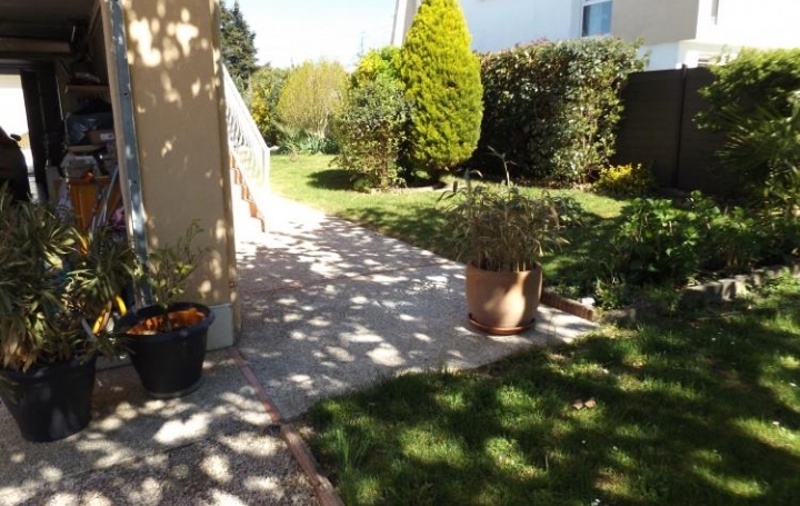 Réseau Immo-diffusion : Maison  CASTELMAUROU  180 m2 433 000 € 