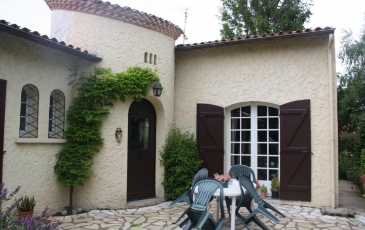 Réseau Immo-diffusion : Maison  SEMUSSAC  118 m2 225 000 € 