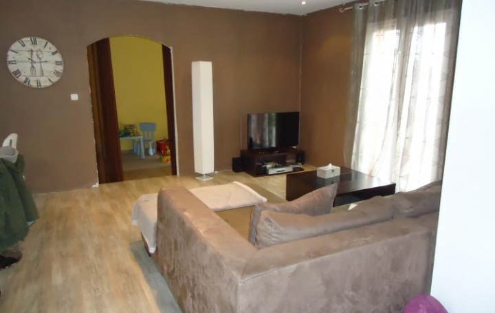 Réseau Immo-diffusion : Maison  MONTECH  90 m2 198 000 € 