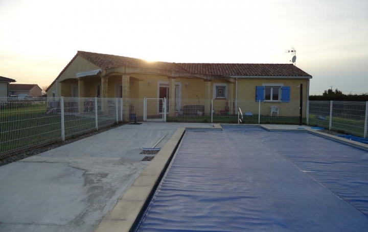 Réseau Immo-diffusion : Maison  CASTELSARRASIN  110 m2 200 000 € 