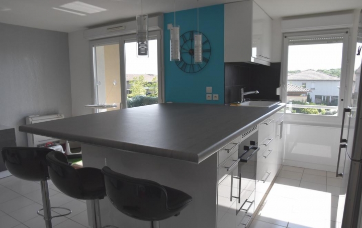 Réseau Immo-diffusion : Appartement P2  MONDONVILLE  45 m2 131 000 € 