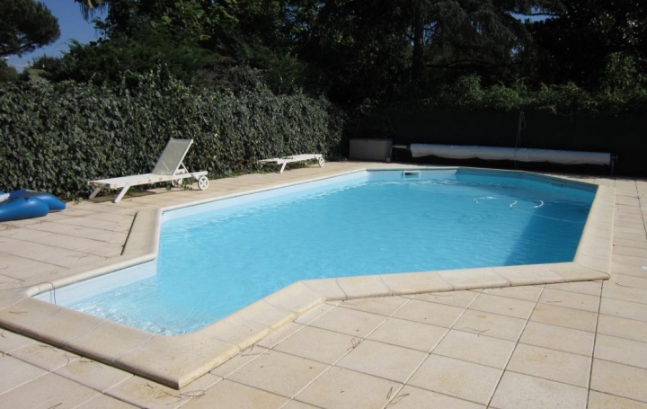 Réseau Immo-diffusion : Maison  LES MATHES  114 m2 346 000 € 