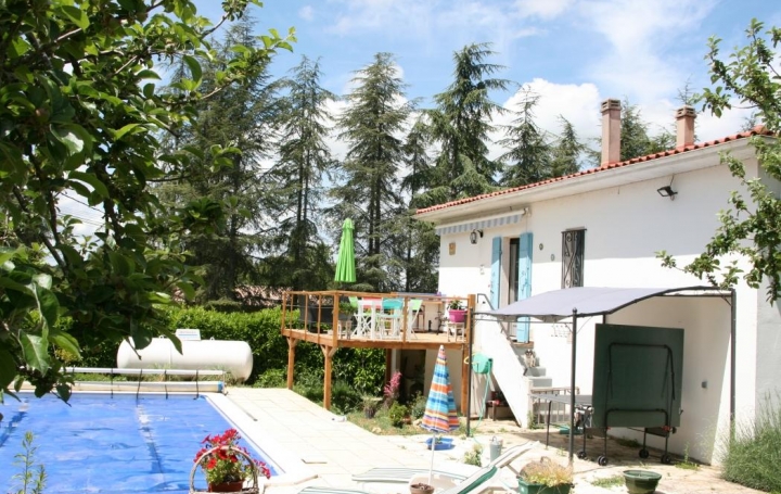 Réseau Immo-diffusion : Maison  TOMBEBOEUF  131 m2 150 700 € 