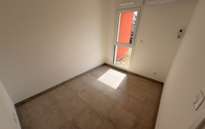 3 Pièces GARDANNE (13120)  52 m2 1 180 € 