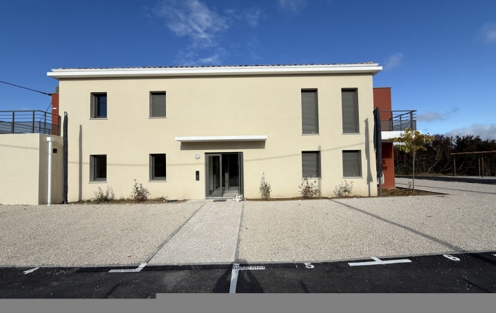 3 Pièces GARDANNE (13120)  52 m2 1 180 € 