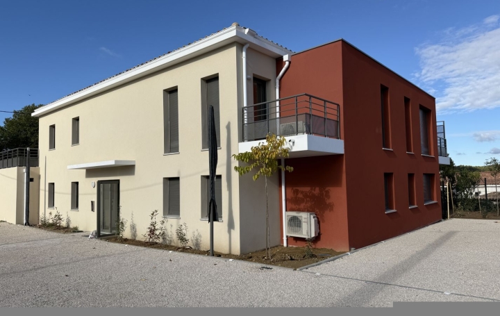3 Pièces GARDANNE (13120)  52 m2 1 180 € 