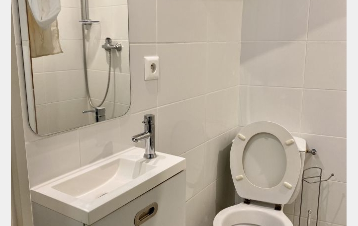 Studio AIX-EN-PROVENCE (13100)  22 m2 595 € 