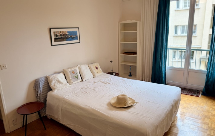 4 Pièces AIX-EN-PROVENCE (13100)  104 m2 2 200 € 