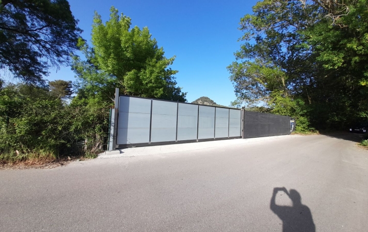 Terrain SIMIANE-COLLONGUE (13109) 0 m<sup>2</sup> 4 000 € 