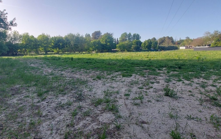 Terrain SIMIANE-COLLONGUE (13109)   4 000 € 