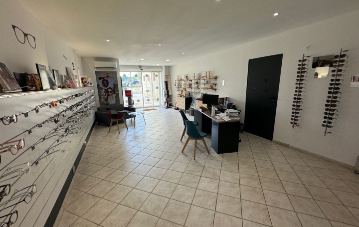 Local commercial SAINT-VICTORET (13730)  78 m2 995 € 