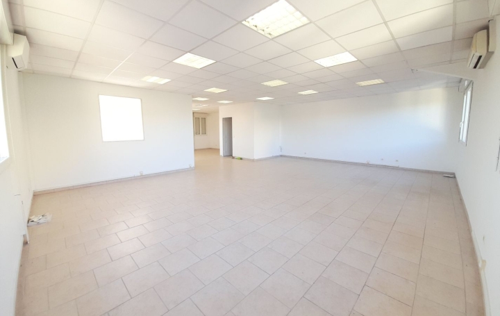 Local commercial GARDANNE (13120)  108 m2 1 100 € 