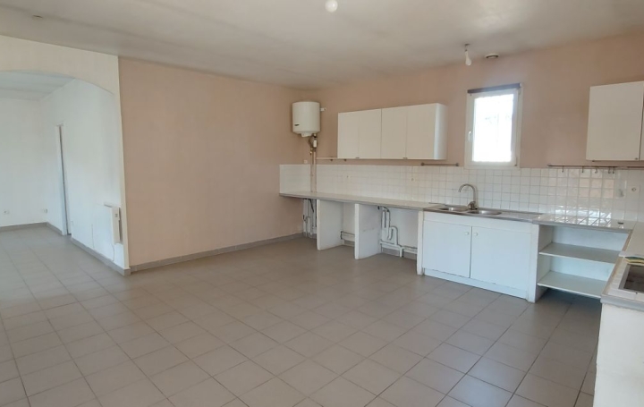 5 Pièces GARDANNE (13120)  116 m2 1 490 € 
