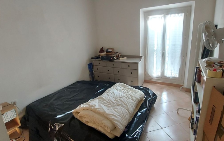 2 Pièces GARDANNE (13120)  40 m2 652 € 