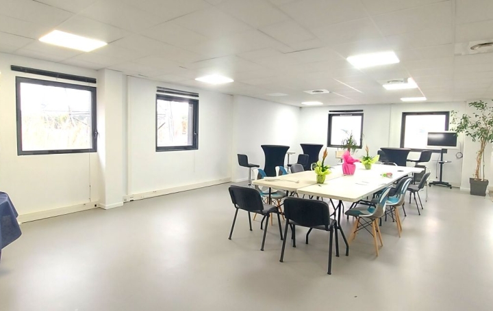 Local / Bureau BOUC-BEL-AIR (13320) 135 m<sup>2</sup> 2 050 € 