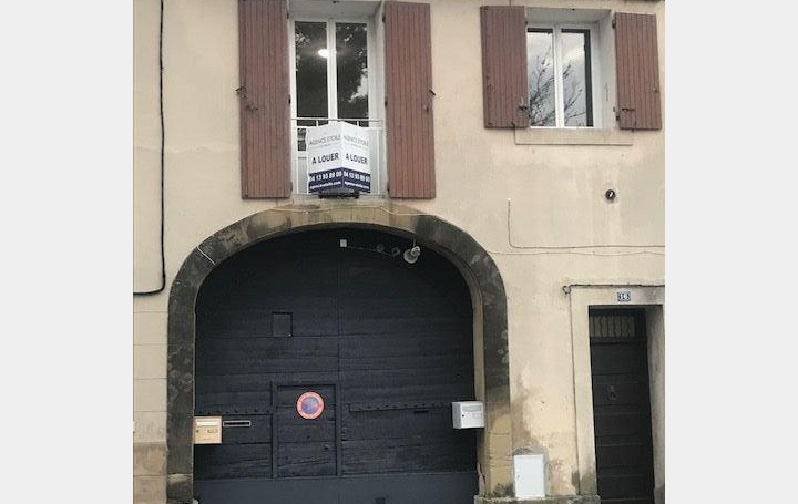 Maison de village EYGUIERES (13430)  63 m2 780 € 