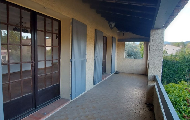 Maison BOUC-BEL-AIR (13320)  131 m2 2 100 € 