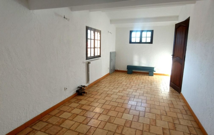 Maison BOUC-BEL-AIR (13320)  131 m2 2 100 € 