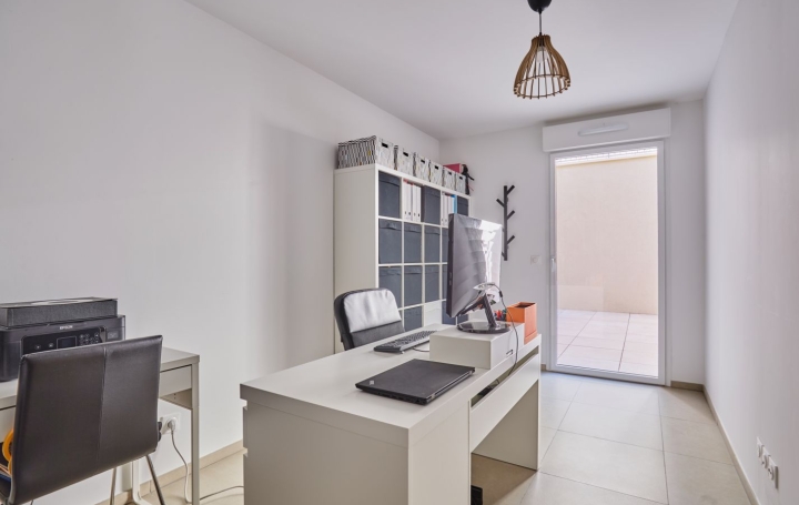 3 Pièces LE THOLONET (13100)  81 m2 480 000 € 