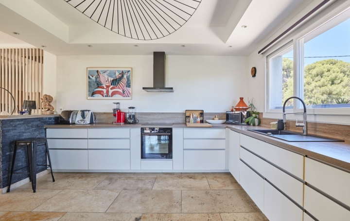 Maison SAUSSET-LES-PINS (13960)  180 m2 1 145 000 € 