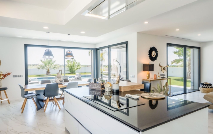 Villa PERA (8365-204)  230 m2 1 498 000 € 