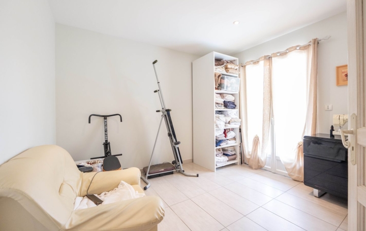 Villa MOUXY (73100)  185 m2 750 000 € 