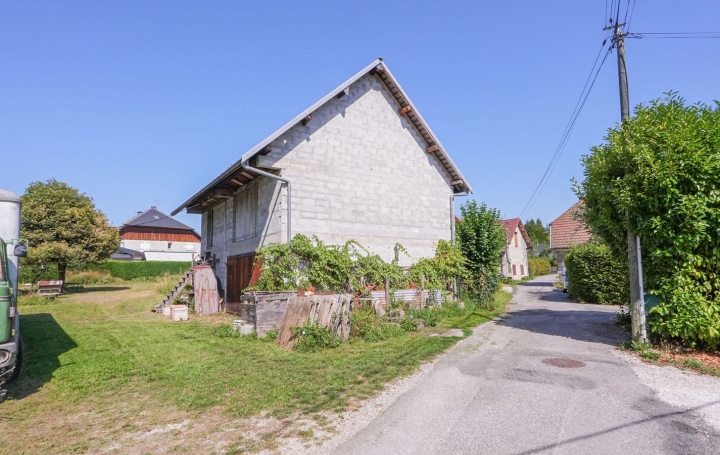 Maison CUSY (74540)  160 m2 275 000 € 