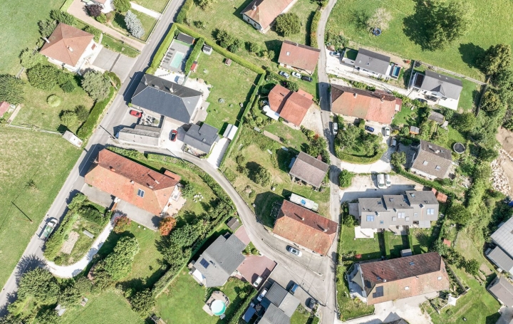 Maison CUSY (74540)  160 m2 275 000 € 