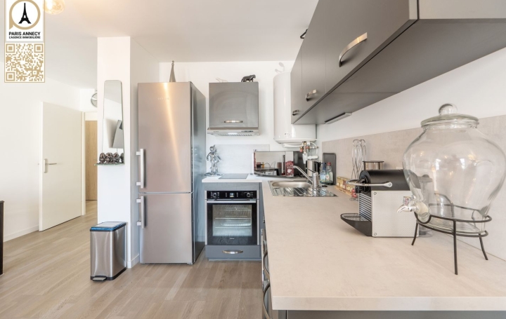 Studio ANNECY (74000)  35 m2 218 000 € 