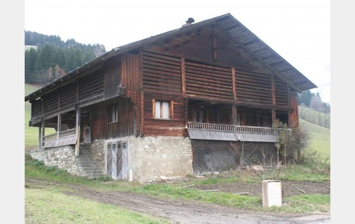 Réseau Immo-diffusion : Maison  LE GRAND-BORNAND  85 m2 595 000 € 