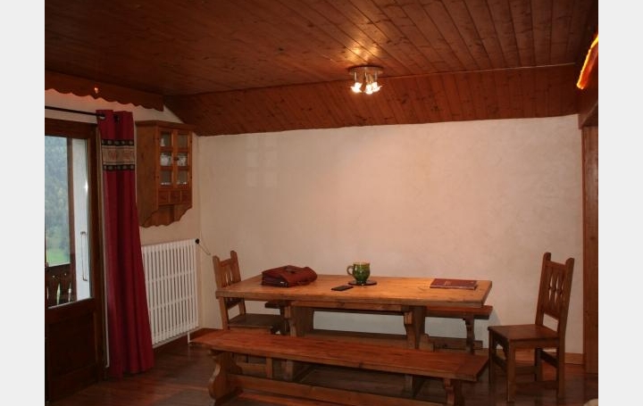 Réseau Immo-diffusion : Appartement P4  LE GRAND-BORNAND  58 m2 235 000 € 