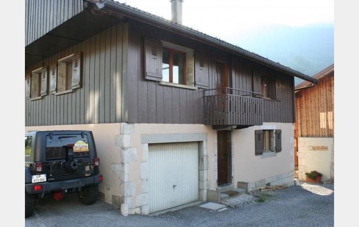 Réseau Immo-diffusion : Appartement P4  LES VILLARDS-SUR-THONES  63 m2 212 000 € 