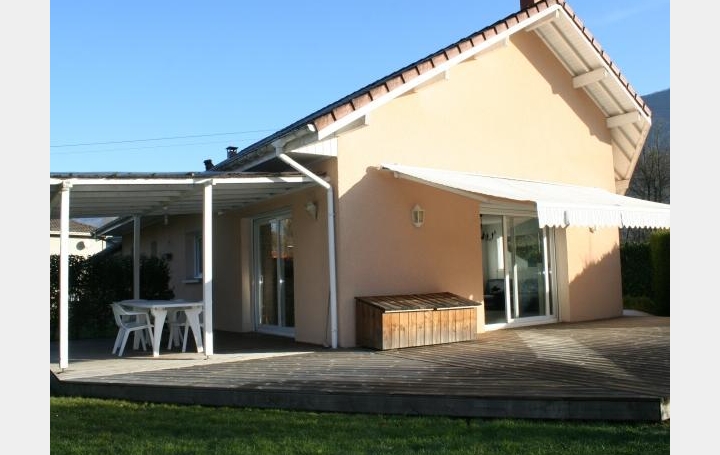 Réseau Immo-diffusion : Maison  LATHUILE  160 m2 470 000 € 