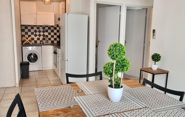 Immeuble LE GRAU-DU-ROI (30240)  270 m2 795 000 € 