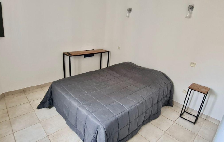 Immeuble LE GRAU-DU-ROI (30240)  270 m2 795 000 € 