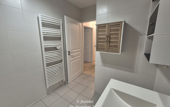 3 Pièces PREVESSIN-MOENS (01280)  68 m2 1 758 € 