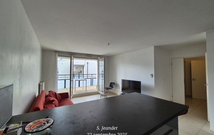 3 Pièces FERNEY-VOLTAIRE (01210)  60 m2 1 780 € 