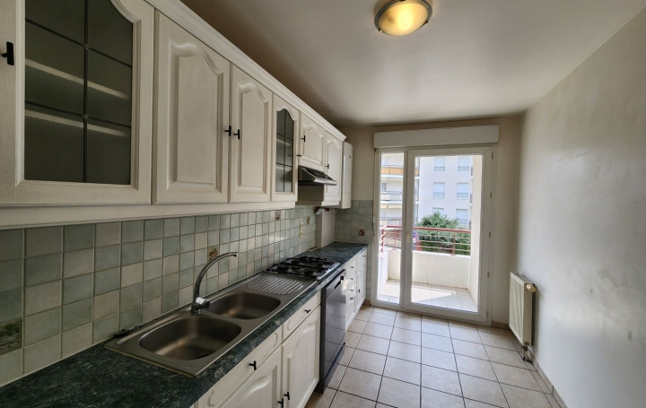 3 Pièces SAINT-JULIEN-EN-GENEVOIS (74160)  68 m2 1 319 € 