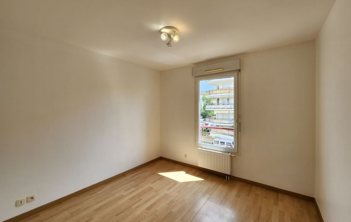 3 Pièces SAINT-JULIEN-EN-GENEVOIS (74160)  68 m2 1 319 € 